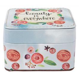 Beauty Everywhere Fashion Box