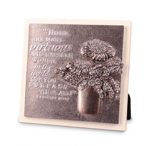Plaque-sculpture-moments Of Faith-small Square-crm-virtuous Woman